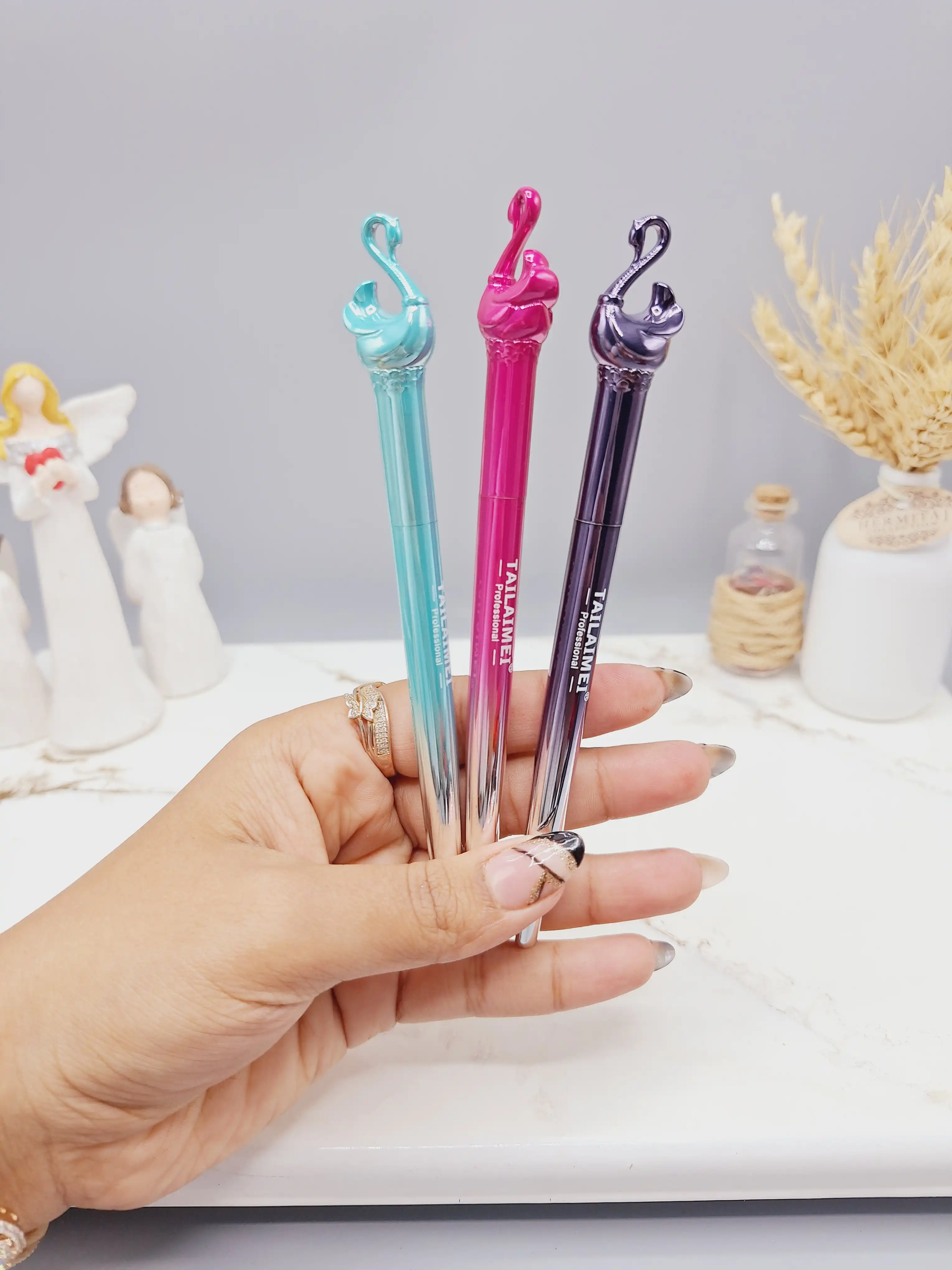 خط چشم ۲۴ ساعته حرفه ای تایلامی E_120